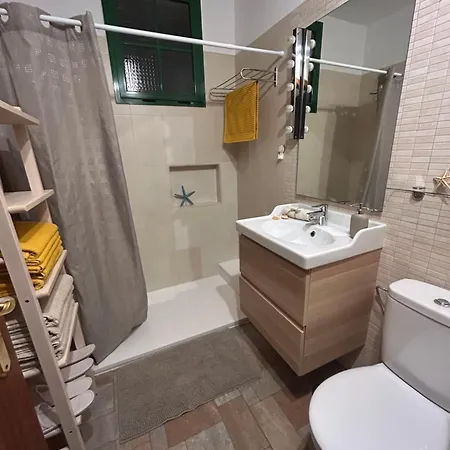 בית נופש Casa Ajaches *